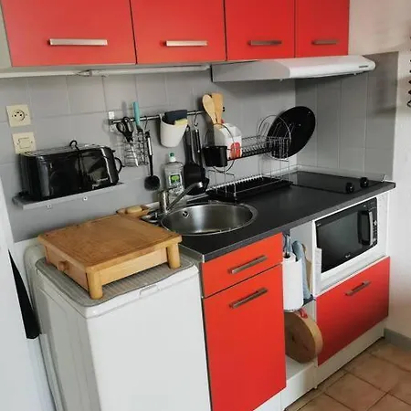 Petite Maison A La Dans Naturiste *