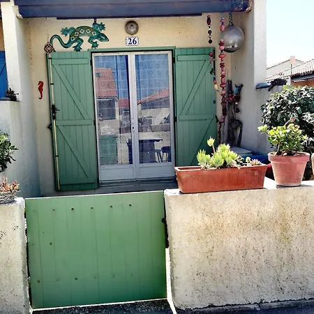 Petite Maison A La Dans Naturiste * Leucate