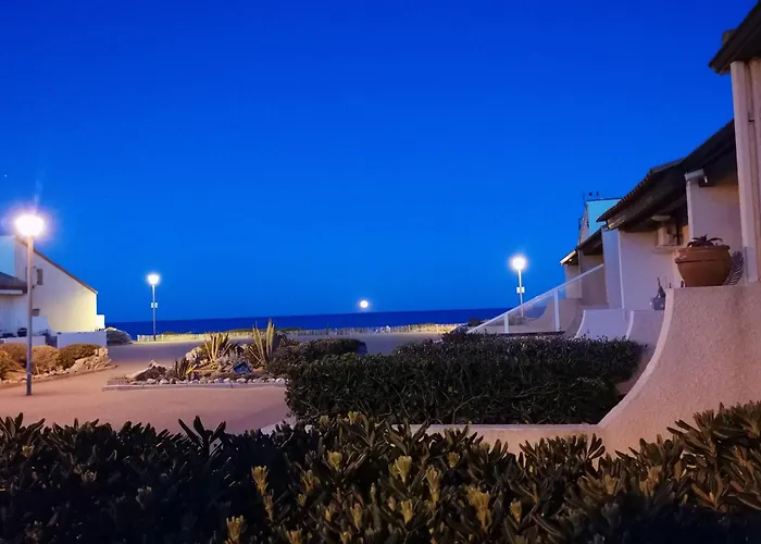 Holiday home Petite Maison A La Dans Naturiste *