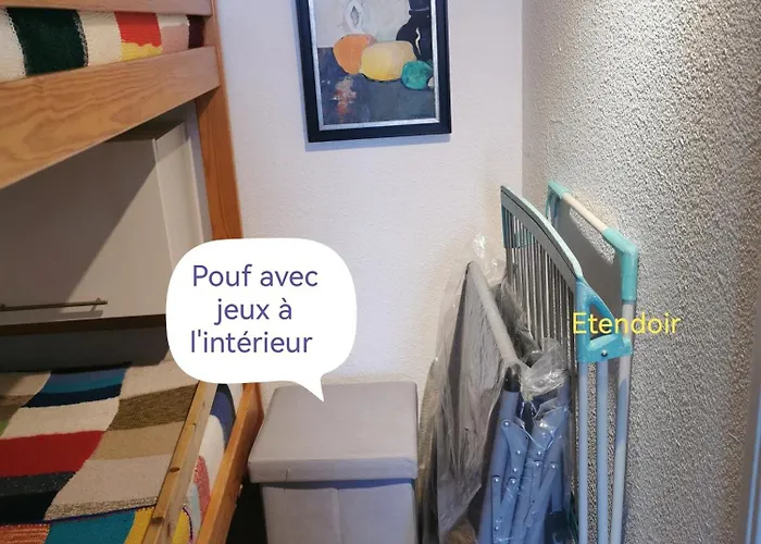 Petite Maison A La Dans Naturiste Лёкат